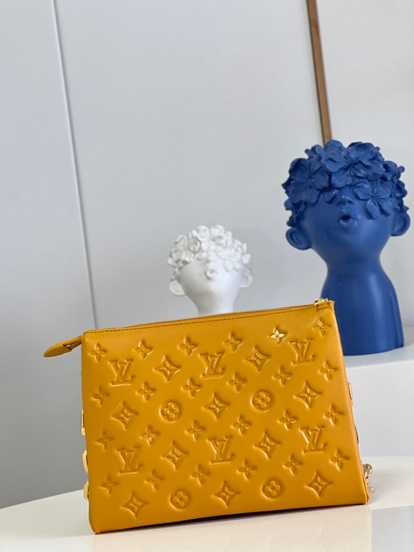 LOV - Luxurious Totes - 1606