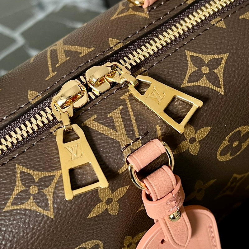 LOV - Luxurious Totes - 1711