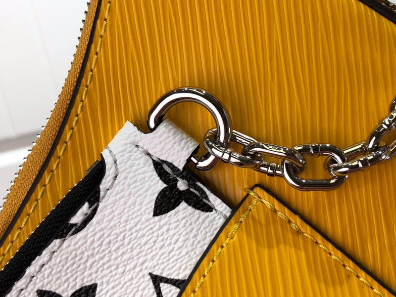 LOV - Luxurious Totes - 2108