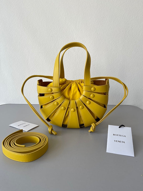 Luxurious Totes - Latest - 7055
