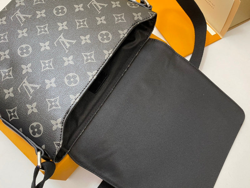 LOV - Luxurious Totes - 2507