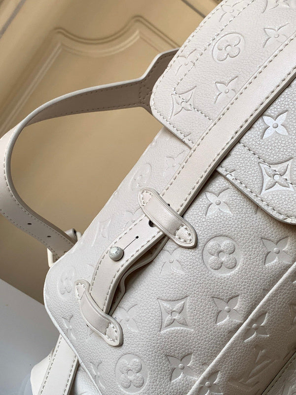 LOV - Luxurious Totes - 2604