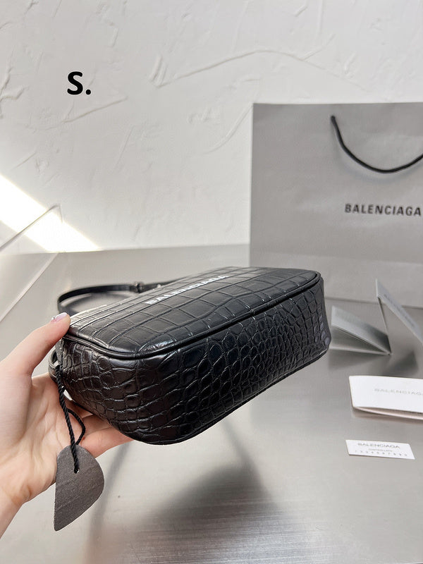 Luxurious Totes - BGA2 Bags - 016