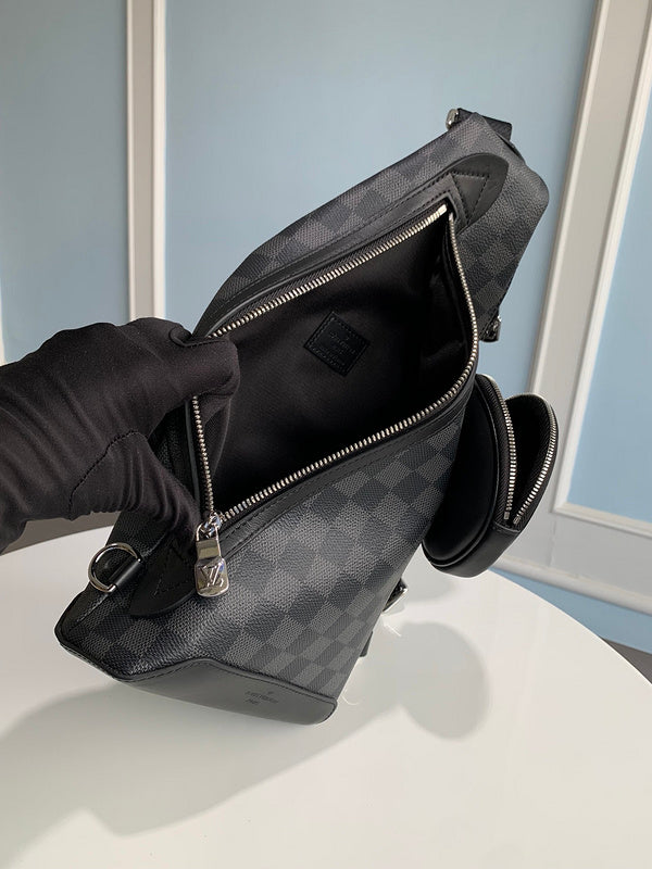 LOV - Luxurious Totes - 030