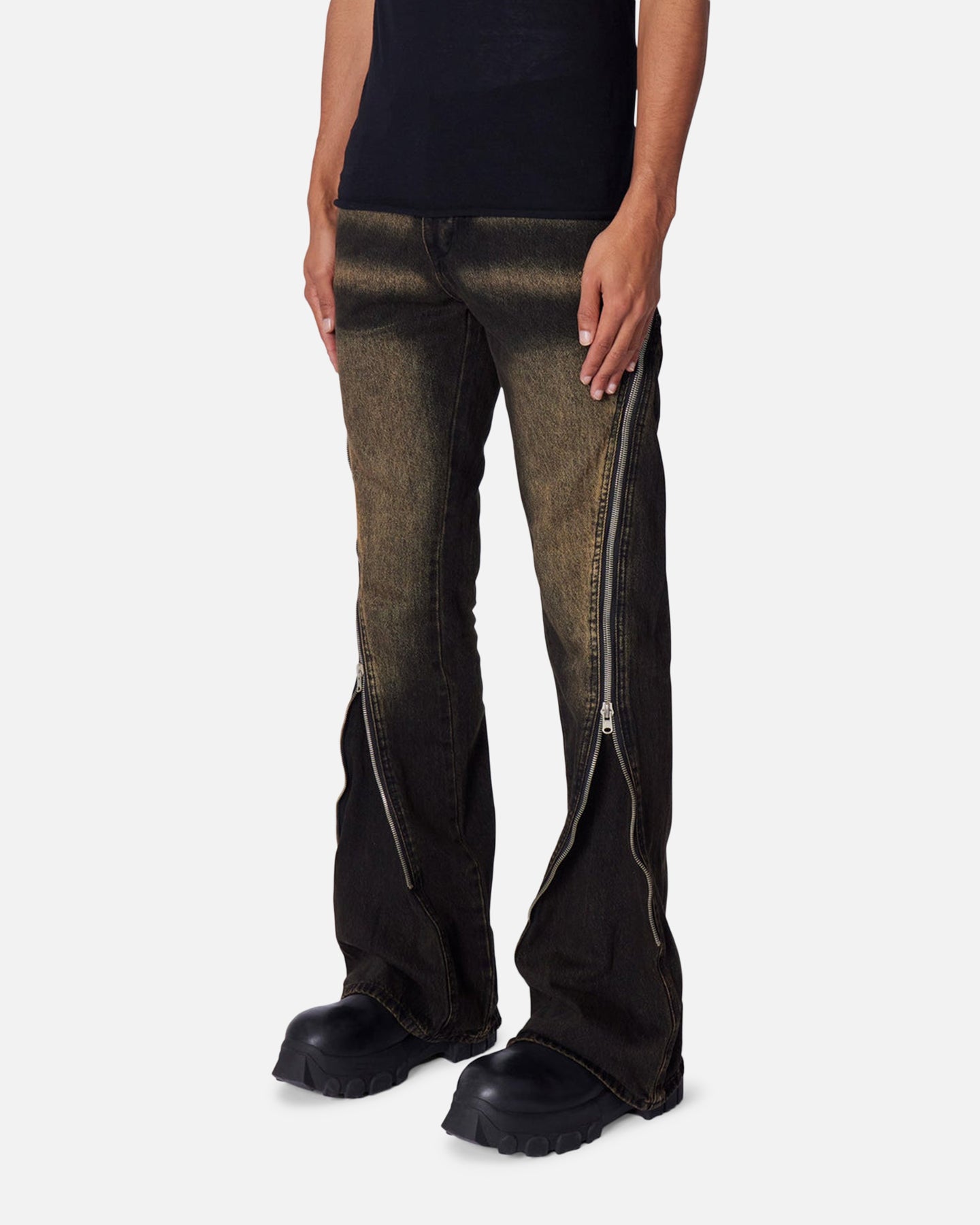 MNML D519 Zipper Flare Denim Jeans Washed Black
