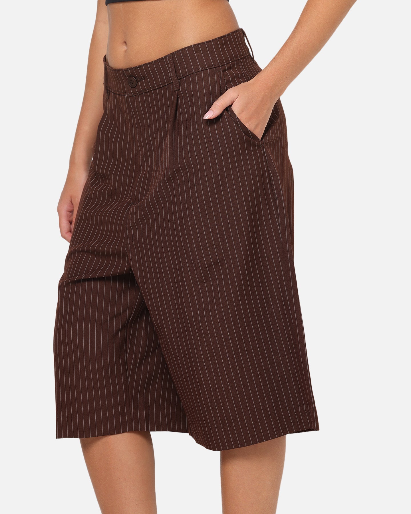Carre Heritage Pleated Shorts Brown