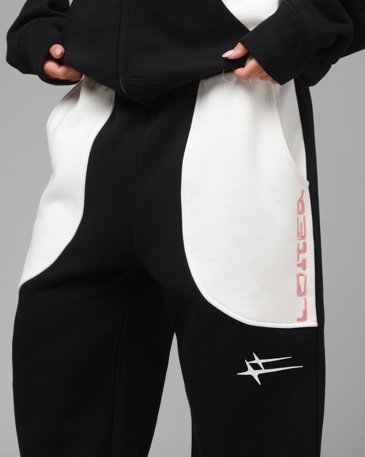 Loiter Jet Stream Sweat Pants Black