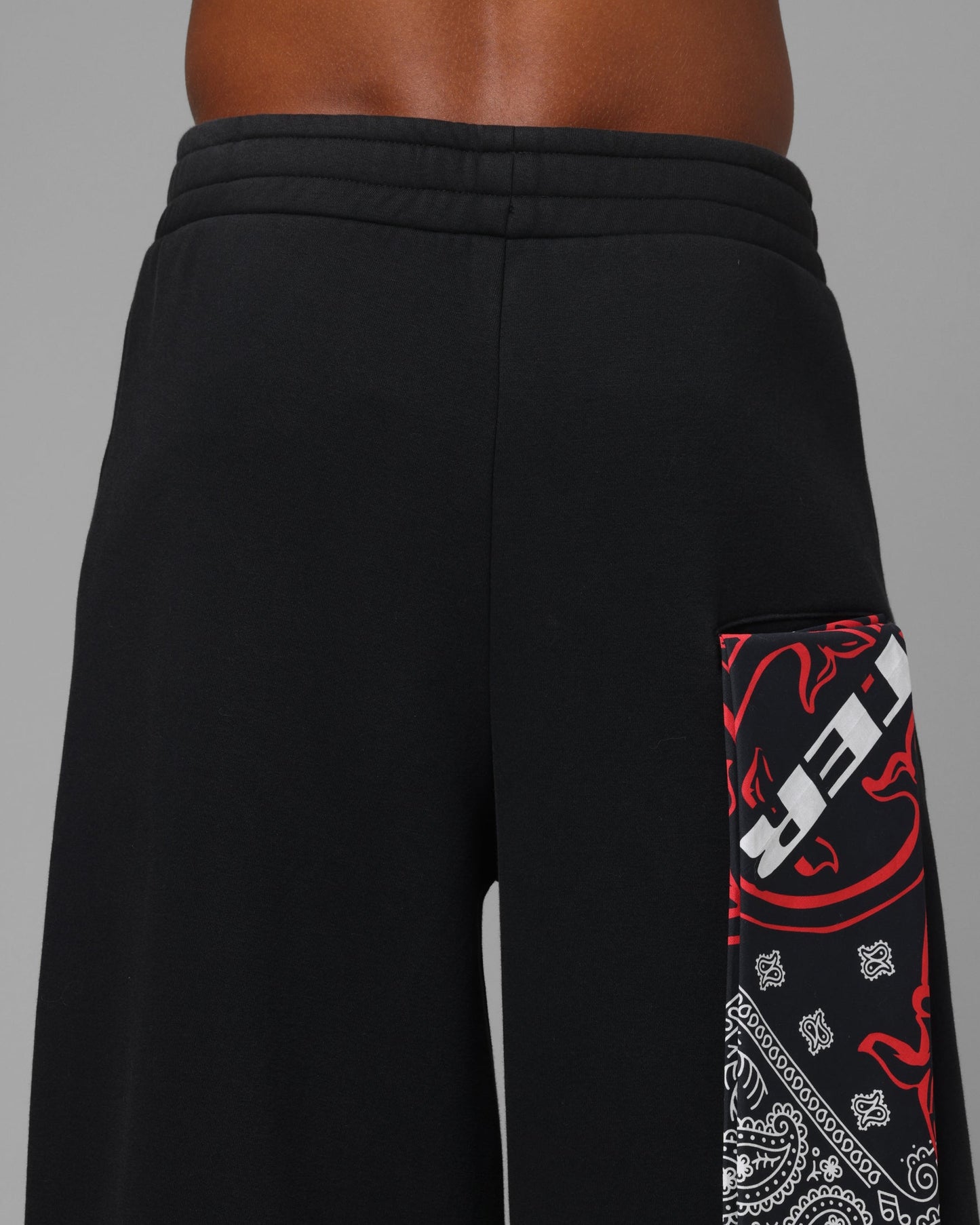 DESTRUCT SWEAT PANTS