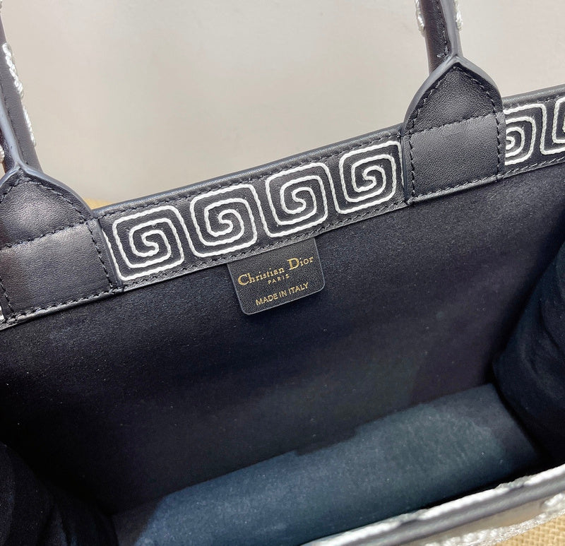 Luxurious Totes - Latest - 6552