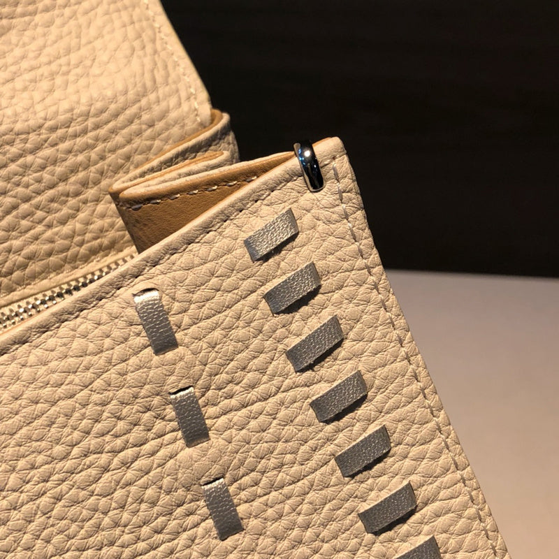 Luxurious Totes - Latest - 6022