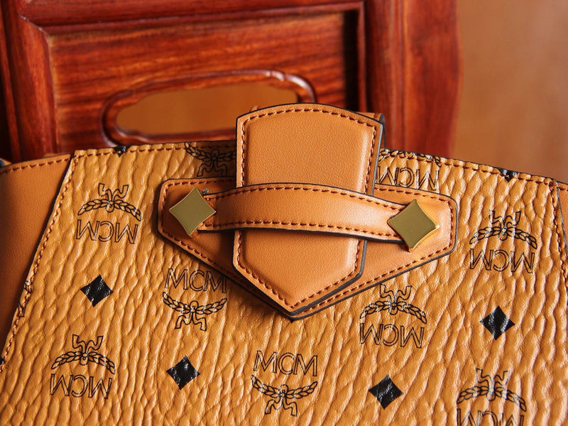 Luxurious Totes - Latest - 7850