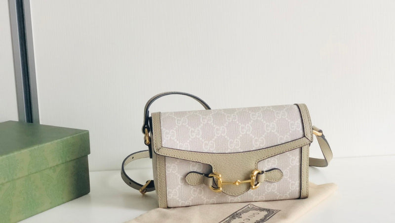 GUI - Luxurious Totes - 1076