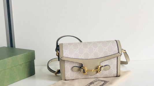 GUI - Luxurious Totes - 1076