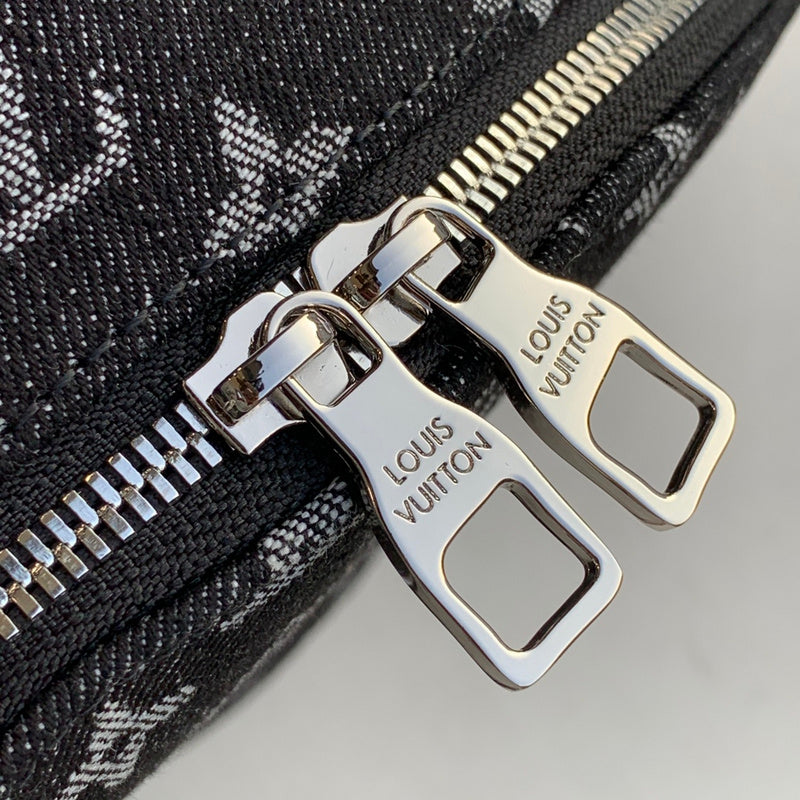 LOV - Luxurious Totes - 2053