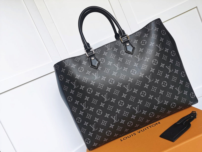LOV - Luxurious Totes - 2614