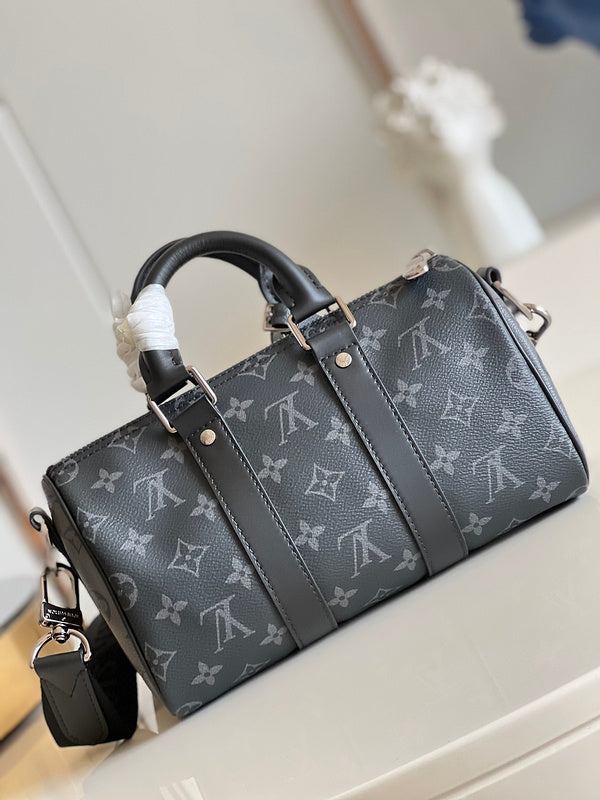 LOV - Luxurious Totes - 1162