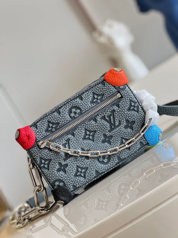 LOV - Luxurious Totes - 1109