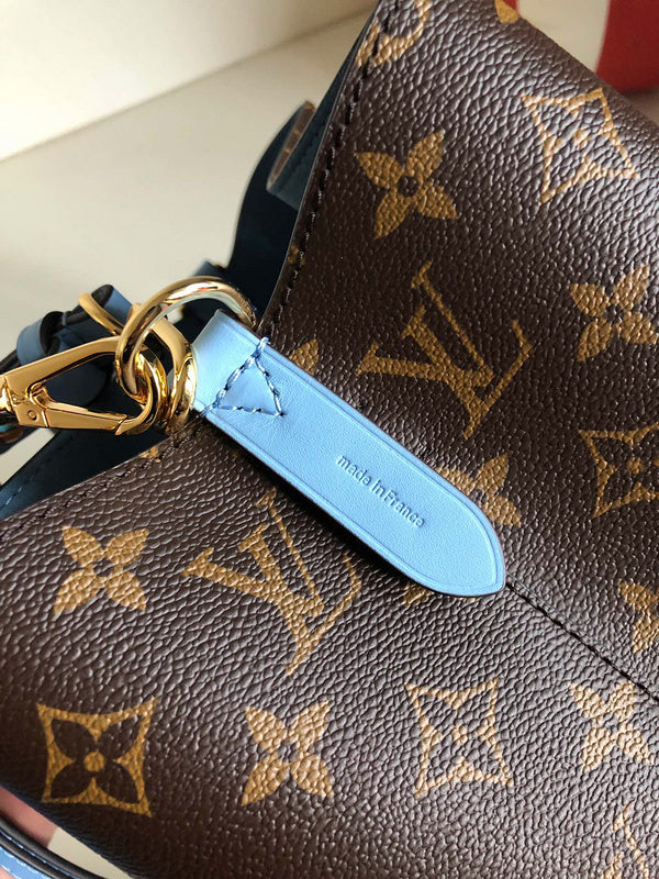 Luxurious Totes - Latest - 9744