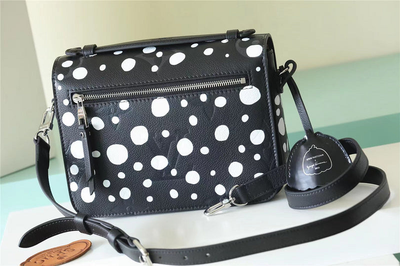 Lux-Totes - LOV Bags - 474