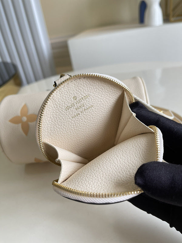 LOV - Luxurious Totes - 2059