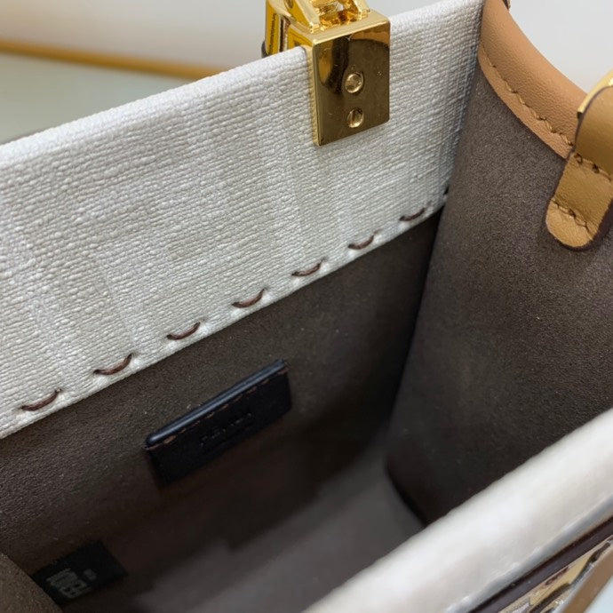 Luxurious Totes - Latest - 11392