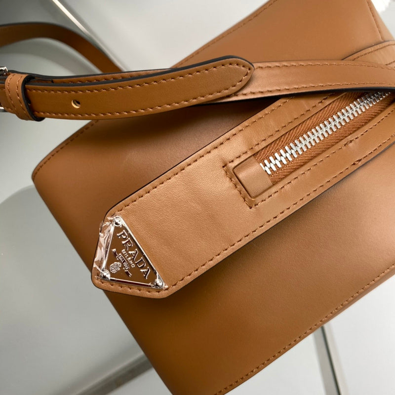 Luxurious Totes - Latest - 4532