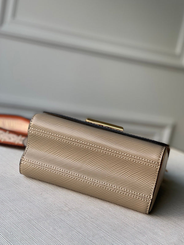 Luxurious Totes - Latest - 1380