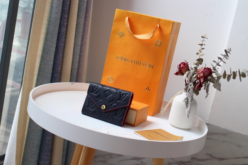 Luxurious Totes - Latest - 837
