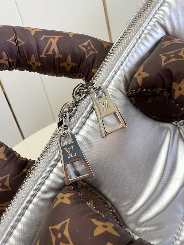 LOV - Luxurious Totes - 959