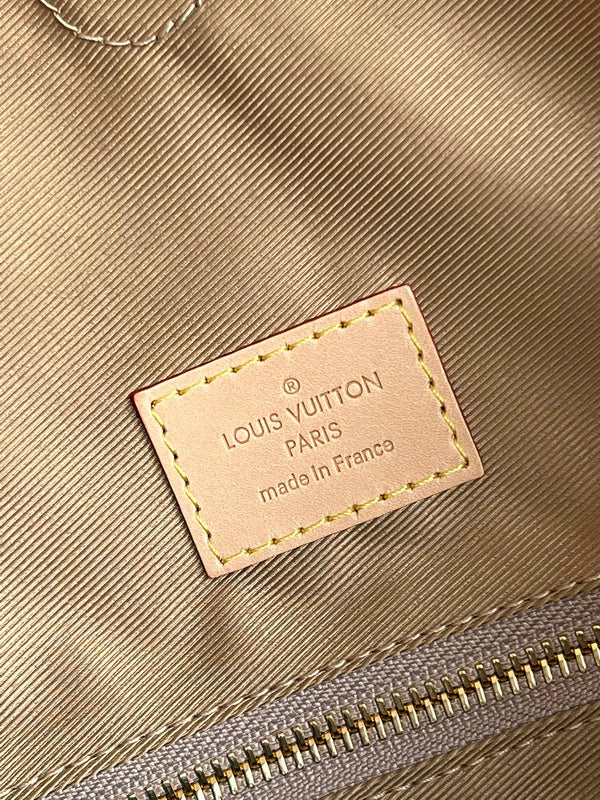 LOV - Luxurious Totes - 2008
