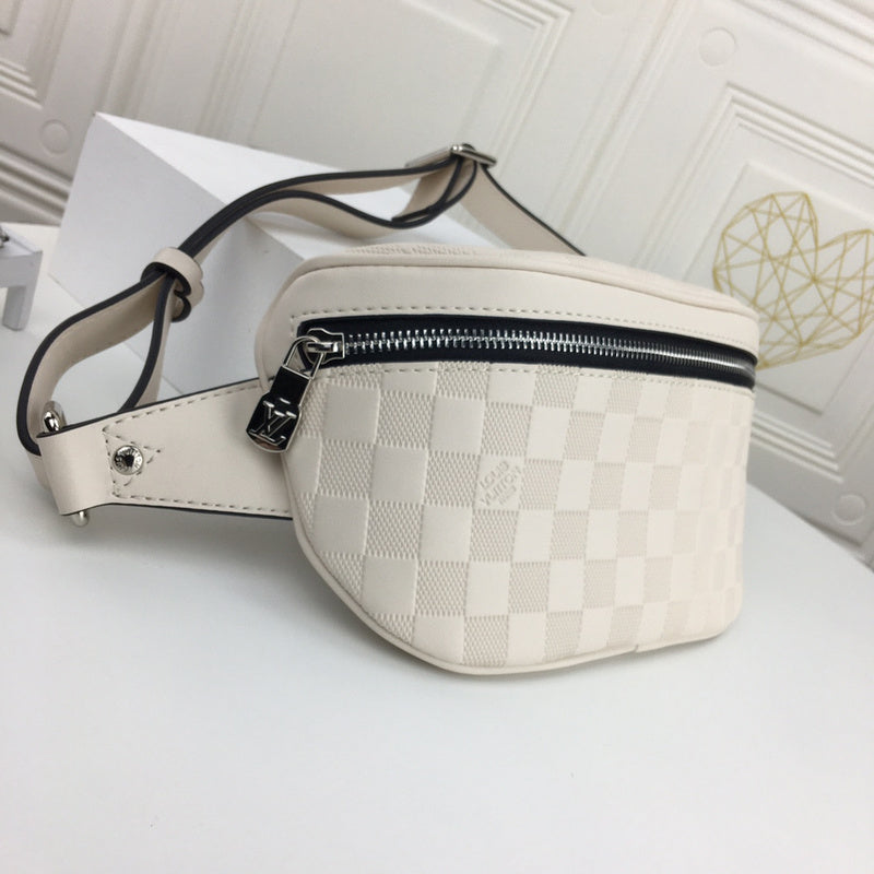 LOV - Luxurious Totes - 2366