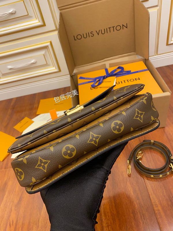 LOV - Luxurious Totes - 1914