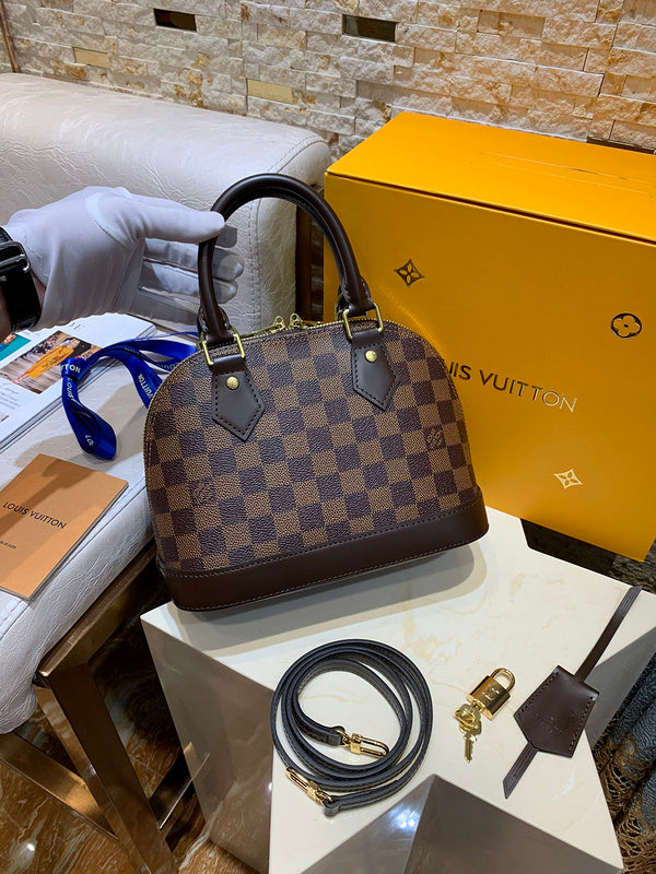 Luxurious Totes - Latest - 1695