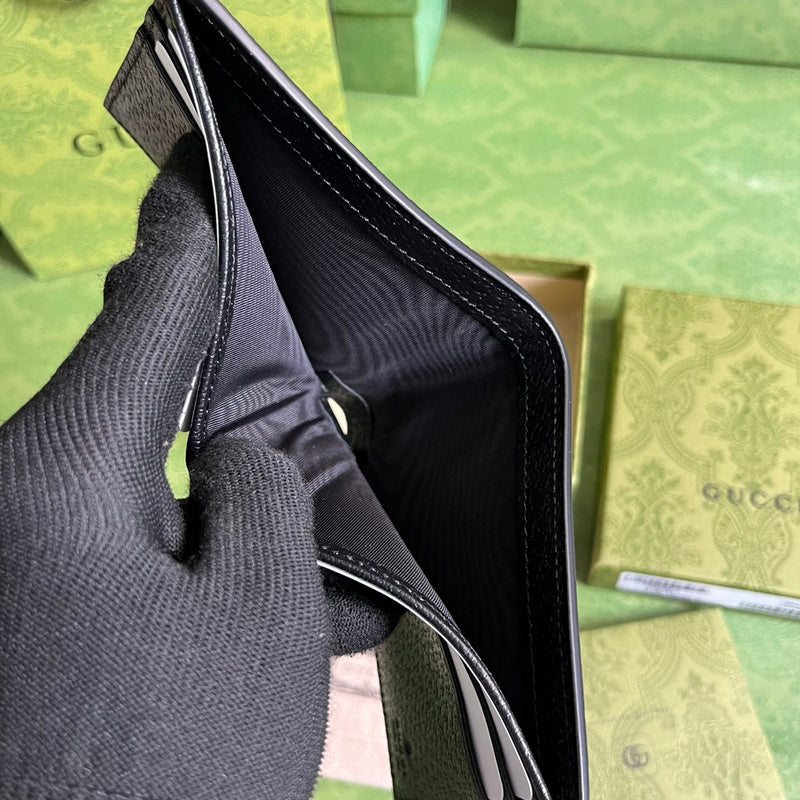 GUI - Luxurious Totes - 129