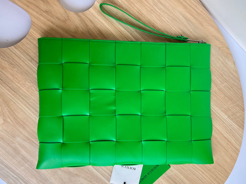 Luxurious-Totes - BV Bags - 1700
