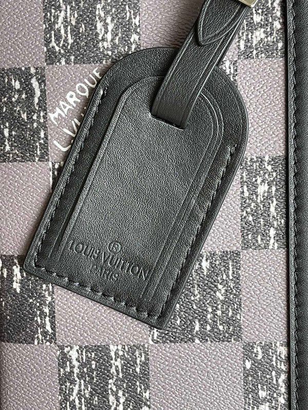 LOV - Luxurious Totes - 2229