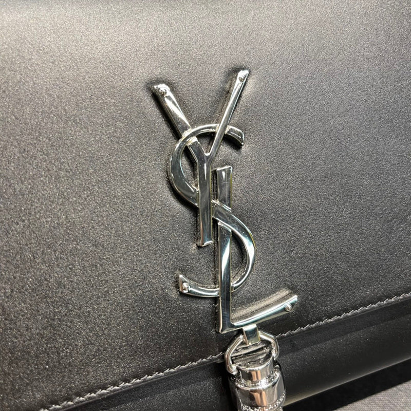 Luxurious Totes - Latest - 8447