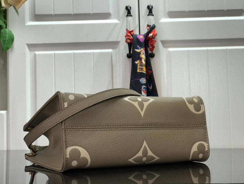 LOV - Luxurious Totes - 2486