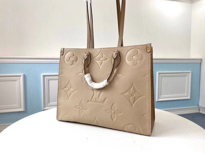 LOV - Luxurious Totes - 2664