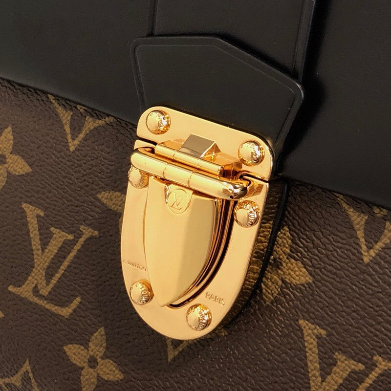 Luxurious Totes - Latest - 2649