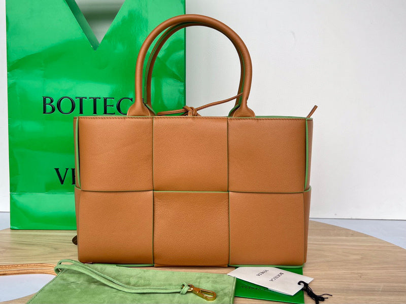 Luxurious-Totes - BV Bags - 1582