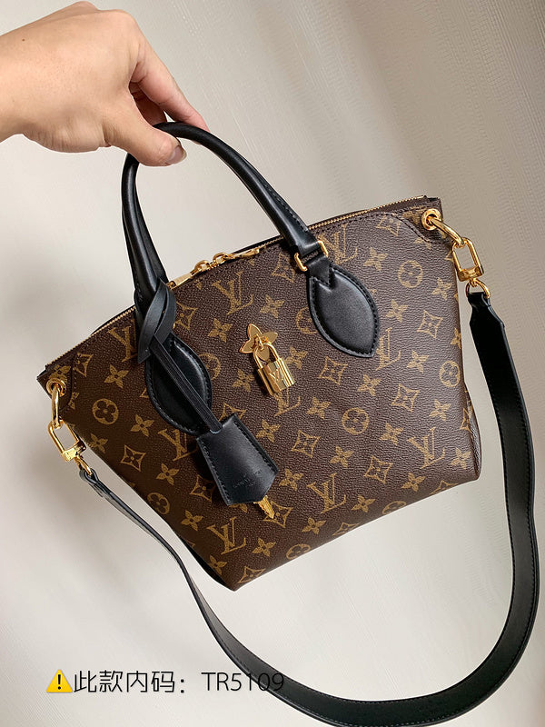 Luxurious Totes - Latest - 2362
