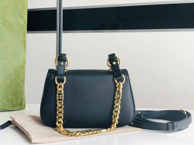 GUI - Luxurious Totes - 690