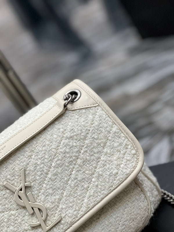 Luxurious Totes - Latest - 8462