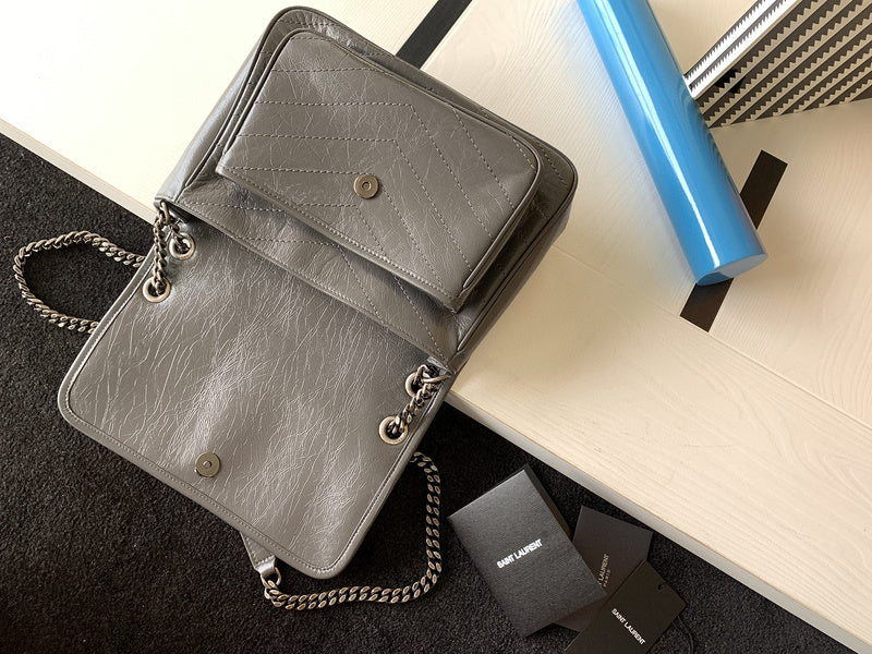 Luxurious Totes - Latest - 8886