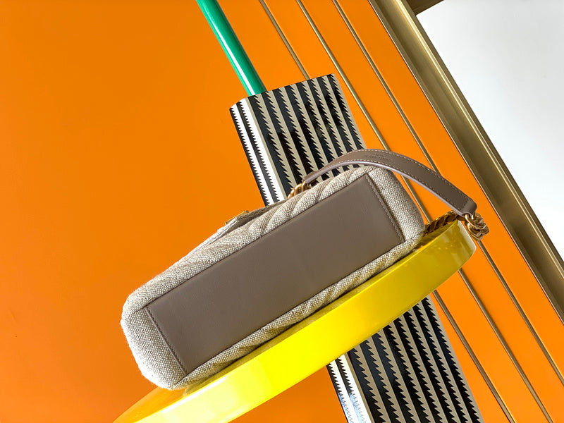 Luxurious Totes - Latest - 8612