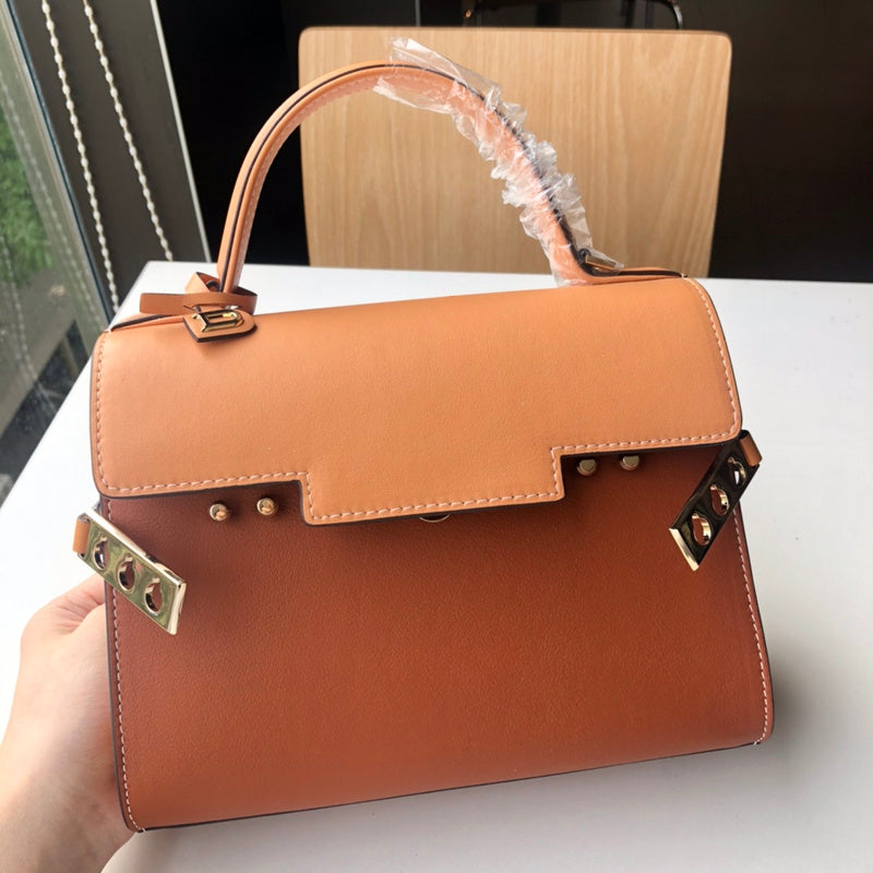 Luxurious Totes - Latest - 6070
