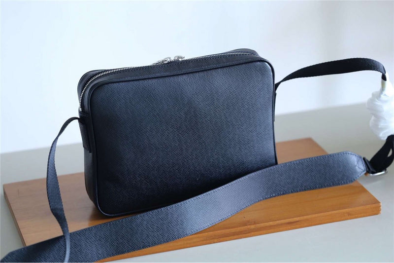 Lux-Totes - LOV Bags - 4088