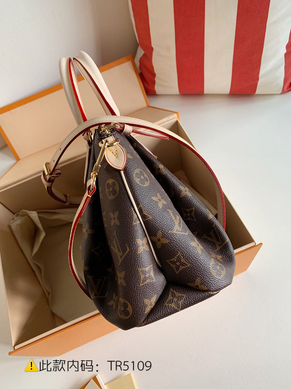 Luxurious Totes - Latest - 2367