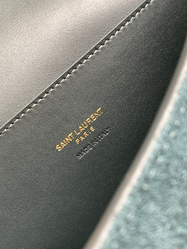 Luxurious Totes - Latest - 8663